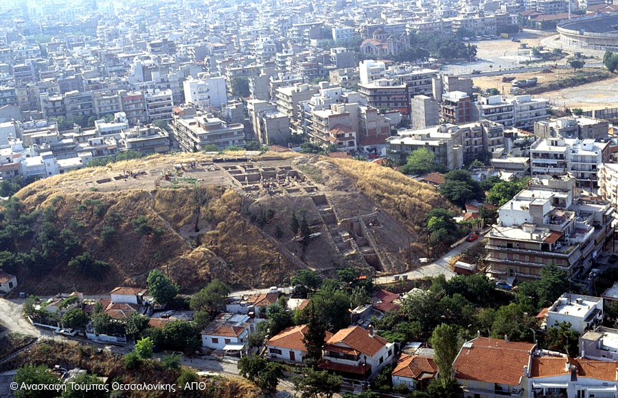 Αεροφωτογραφία - Ο αρχαιολογικός χώρος του λόφου της Τούμπας στη Θεσσαλονίκη