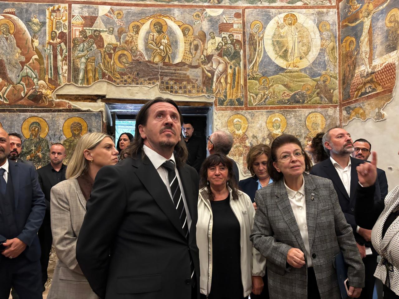 Από την απόδοση από τους Υπουργούς Πολιτισμού Ελλάδας και Β. Μακεδονίας του έργου της αποκατάστασης του τοιχογραφικού διακόσμου