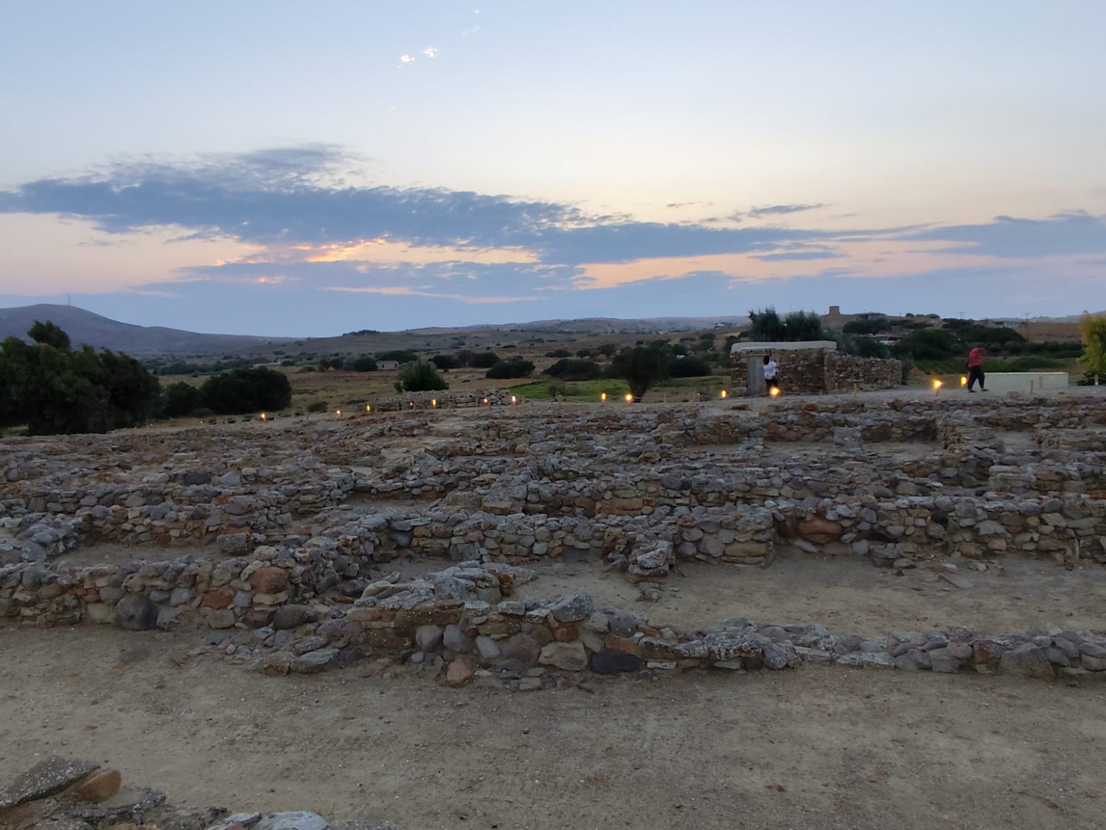 Η Πολιόχνη, ένας από τους σημαντικότερους προϊστορικούς οικισμούς του Αιγαίου