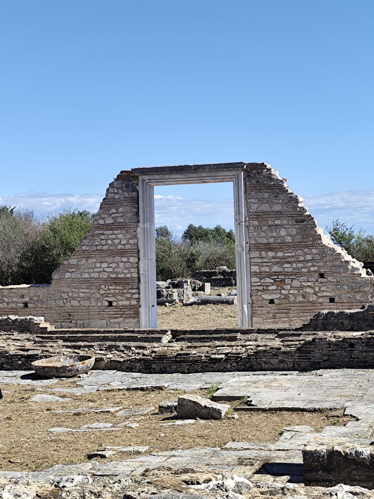 Η Πύλη της Βασιλικής του Αλκίσωνος