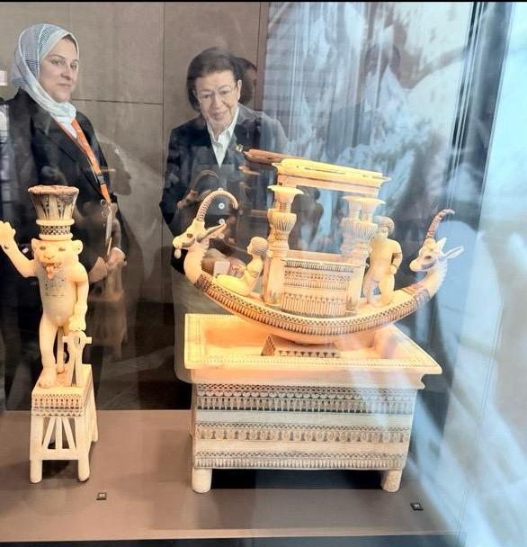 Η Υπουργός Πολιτισμού Λίνα Μενδώνη στο Grand Egyptian Museum