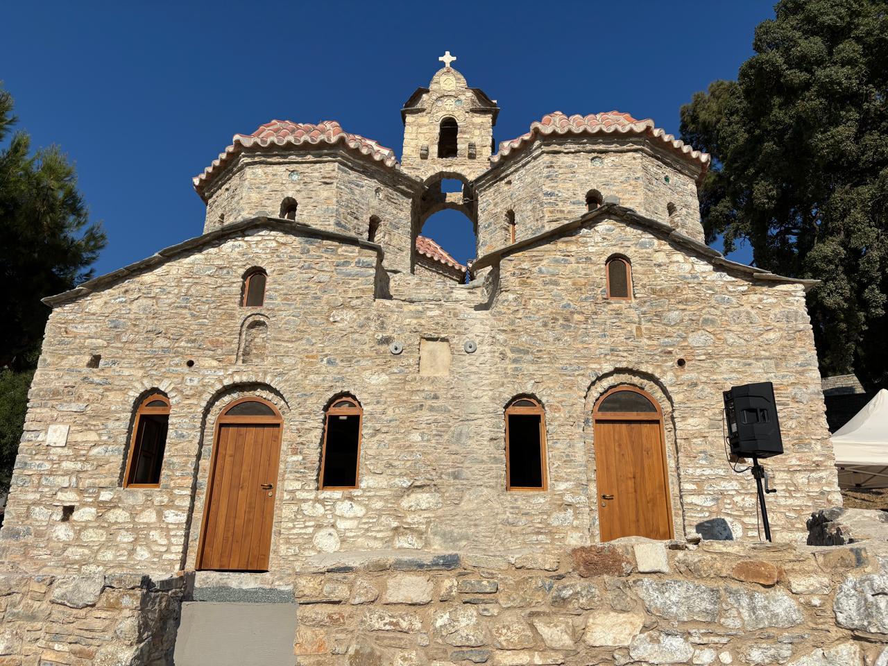 Ο Ναός Άη Γιαννάκηδες στο Άνω Βαθύ