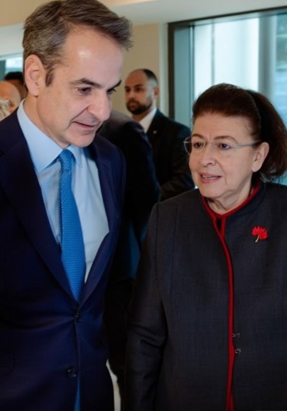 Ο Πρωθυπουργός Κυριάκος Μητσοτάκης με την Υπουργό Πολιτισμού Λίνα Μενδώνη